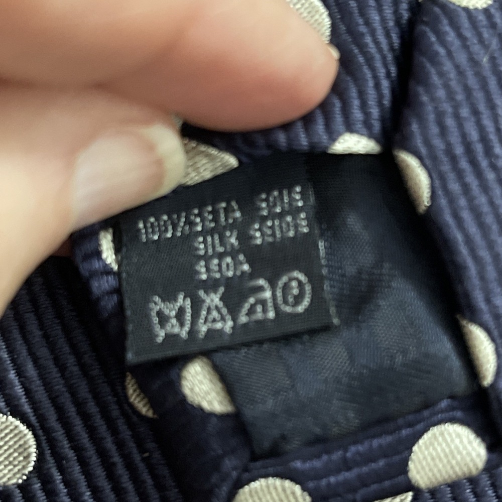 BURBERRY LONDON Silk polka dot jacquard silk tie Navy And Cream Italy Made Money - Picture 3 of 11